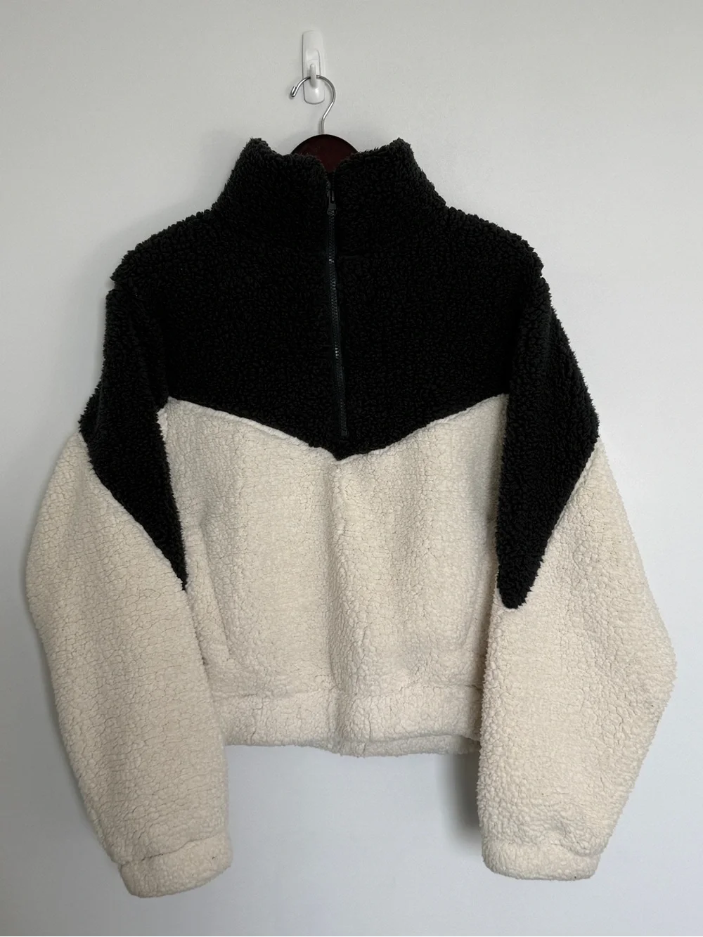 Two-Tone Sherpa Pullover Jacket in Black & Cream - Picture 1 of 15